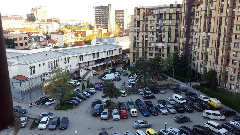 Aka 1 - Big Central Apartment Pristina Exterior photo